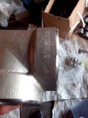 А 182  Ф 60  УНС С 32205  Ф 61  УНС С 32550  Кована утичница са навојем лакта