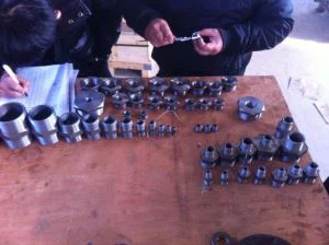 Легура К 500  Монел К 500  Кована утичница са навојним лакатним поклопцем